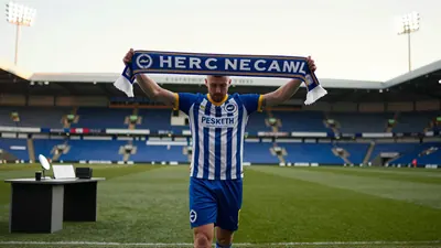 Brighton & Hove Albion Women have signed 22-year-old midfielder Peskett from Ipswich Town on a free transfer, signing a...