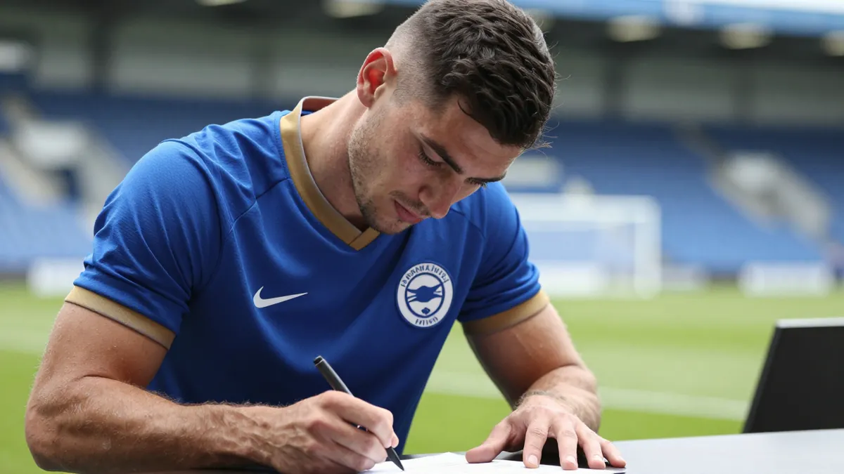 Joel Veltman Joins West Ham United from Brighton & Hove Albion